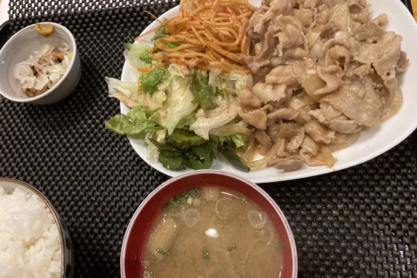 会食