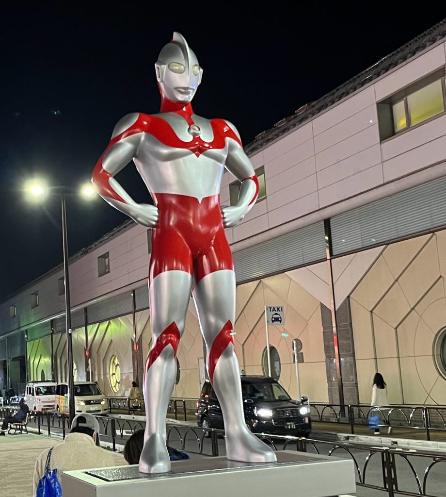 ウルトラマンが光ってない