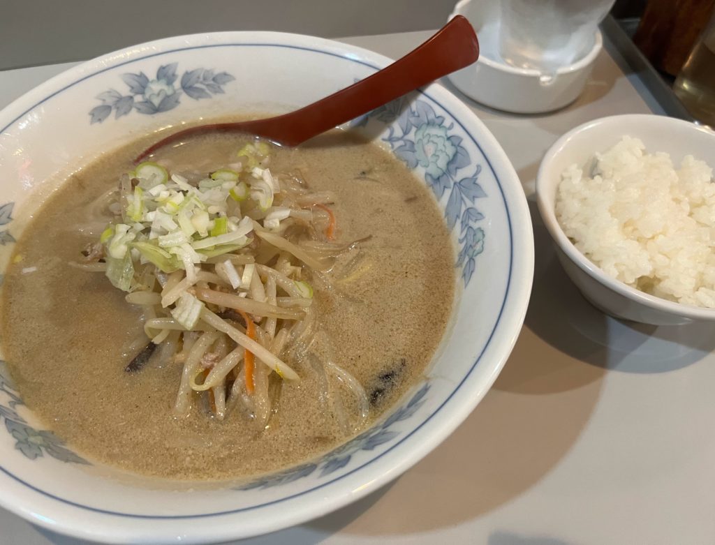 ついついラーメン食べてみた