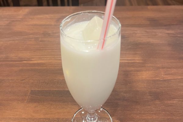 九十九里浜まできました、この店呼んでも誰もこない