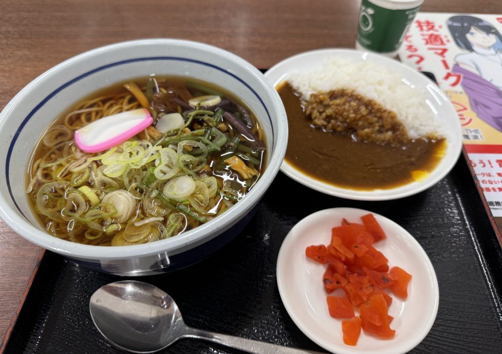 サービスエリアでの食事