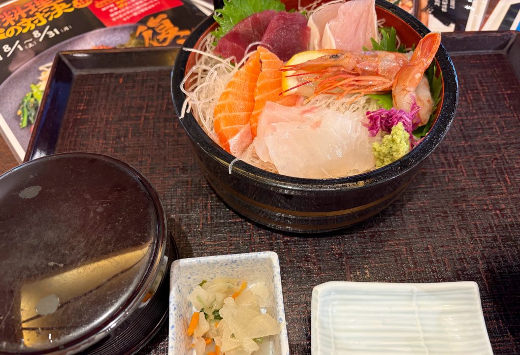 ある館内の定食