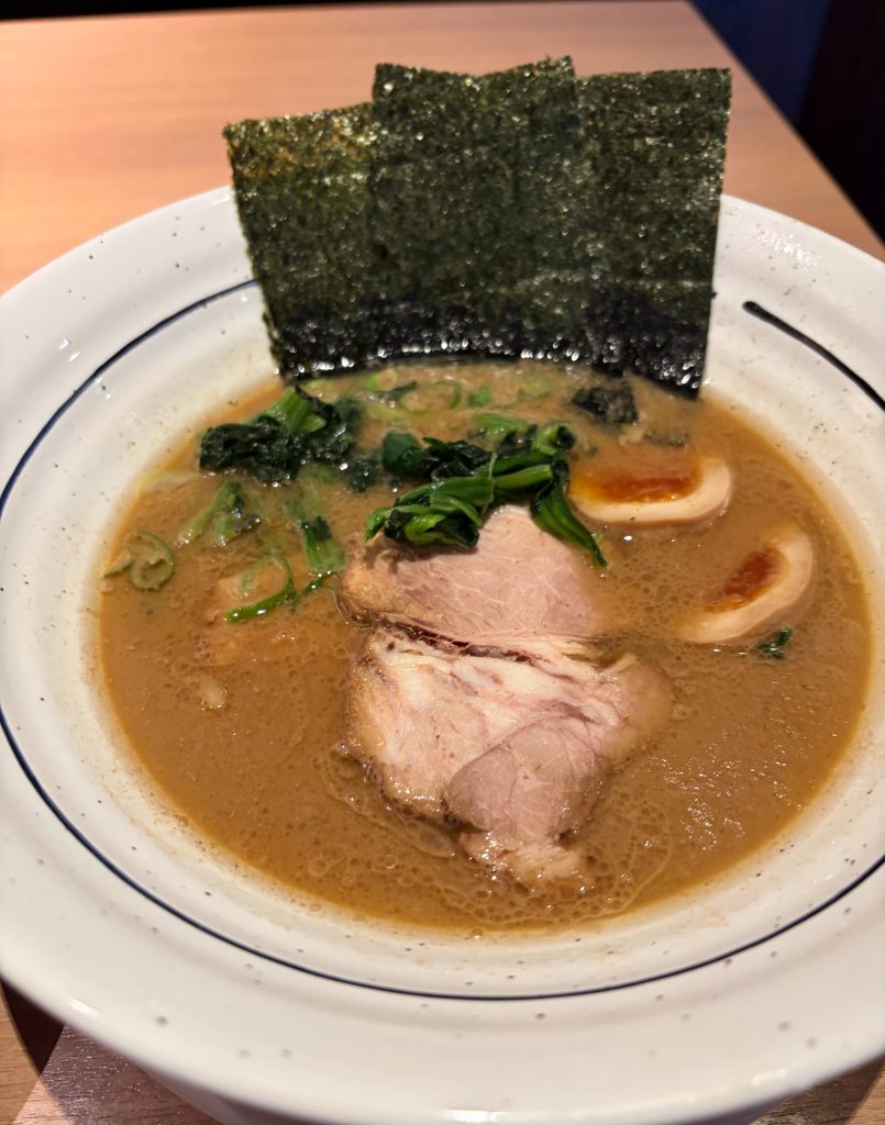 お客様のとこりでラーメン